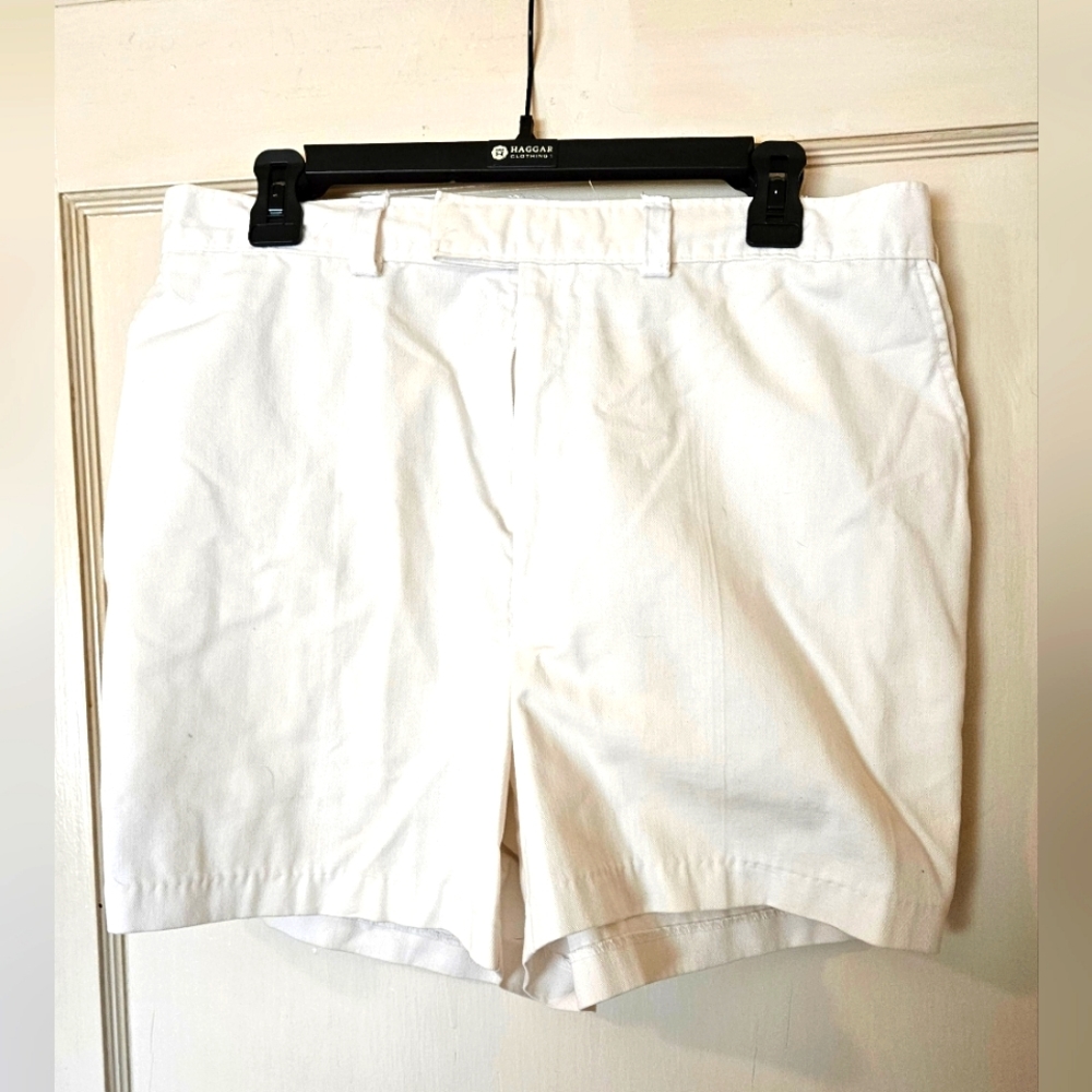 COPY - Windrige Mervyn's size 38 men's white deck shorts. Elastic waist